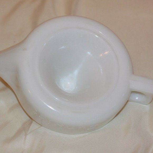 Vintage WHITE Milk Glass SUNKIST Orange Lemon Lime Juicer Reamer Squeezer Handle - Picture 4 of 5